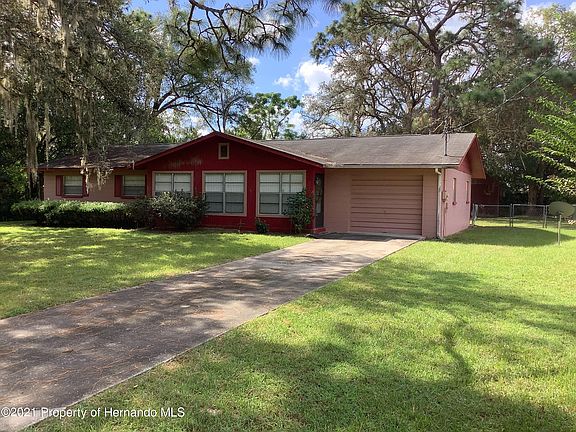 2nd image of 34772 Hibiscus Dr