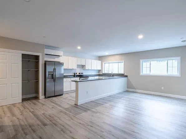 4-8 Jefferson Way, 5 Jefferson Way APT 1A, Ellsworth, ME 04605