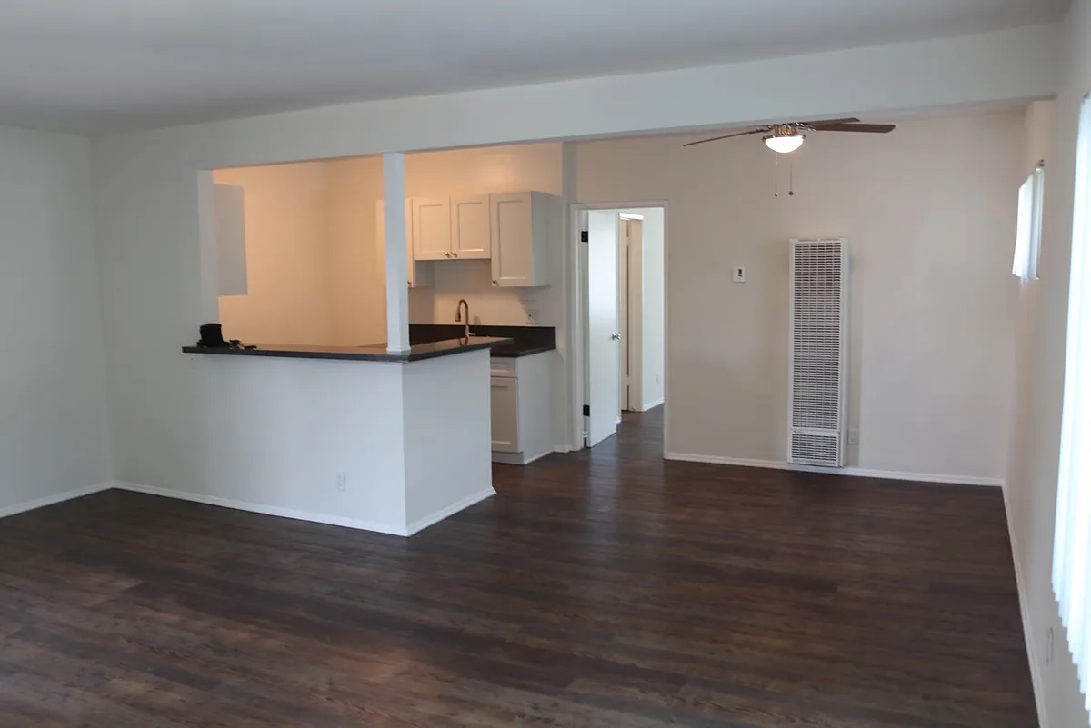 Building Photo - 2059 S Spinnaker St #2