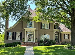 3301 S Trail Ridge Dr, Independence, MO 64055