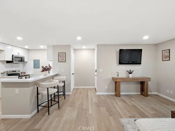 2501 W Sunflower Ave Unit J10, Santa Ana, CA 92704