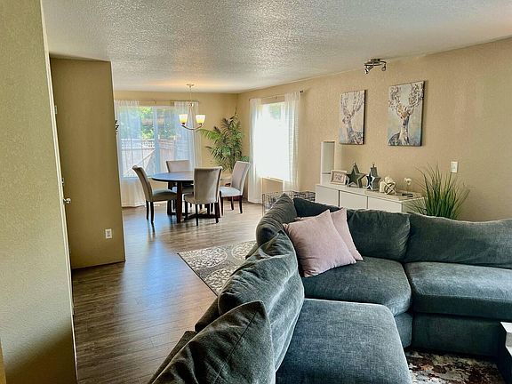 Living & Dining Room