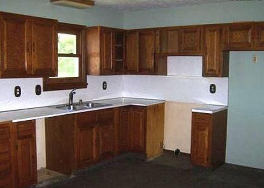 3rd image of 92 Heritage Dr