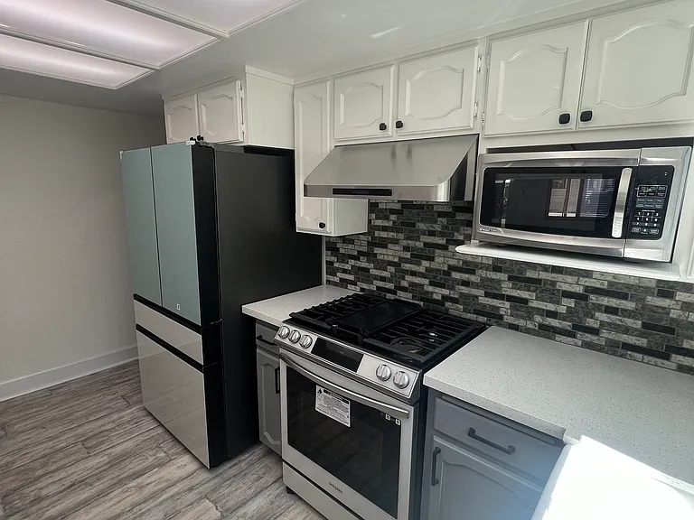 18828 Jersey Ave #1/2 — Photo 13