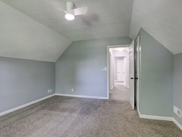 180 Kings Deer Dr — Photo 42