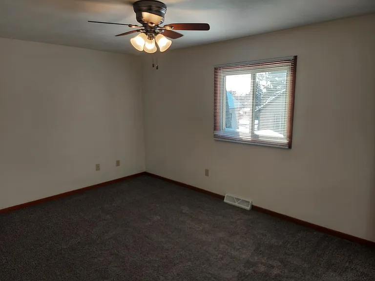 1538 Kehl Ct — Photo 9
