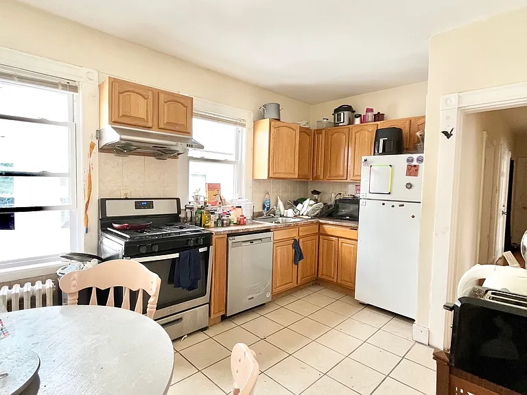 110 Murdock St #2 — Photo 12