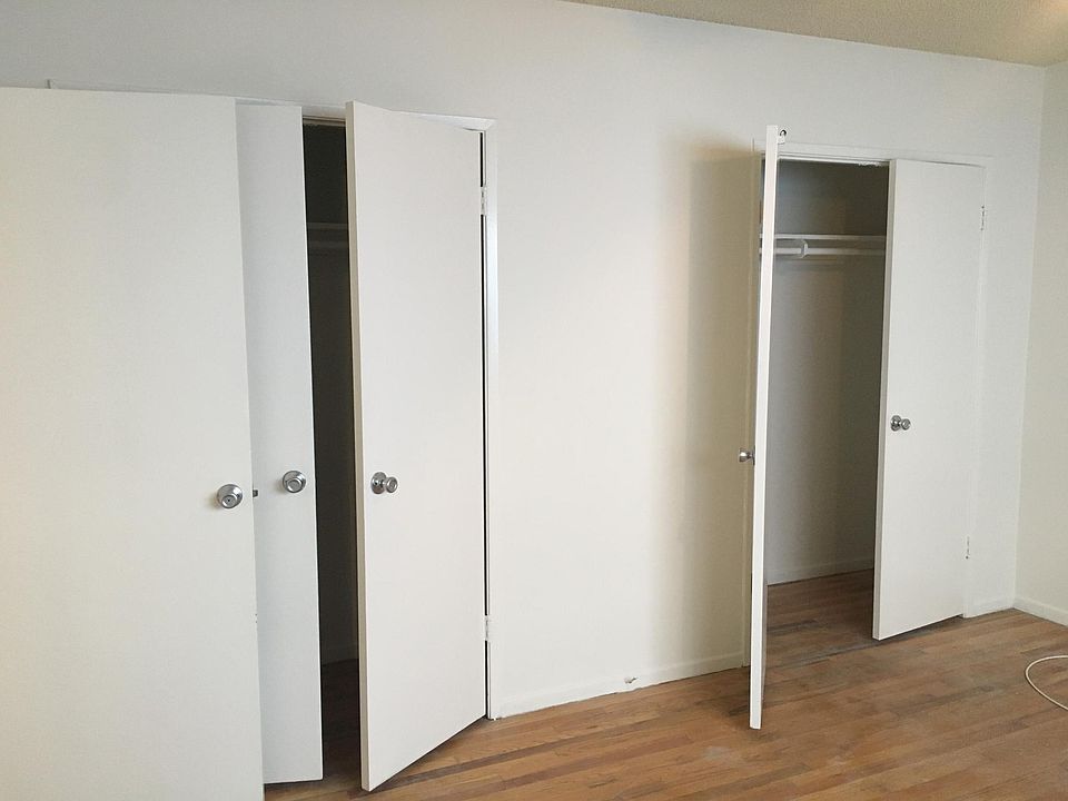2nd image of 8514 Sherwood Dr