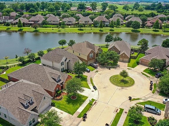 3rd image of 3902 Stormy Orchard Ct