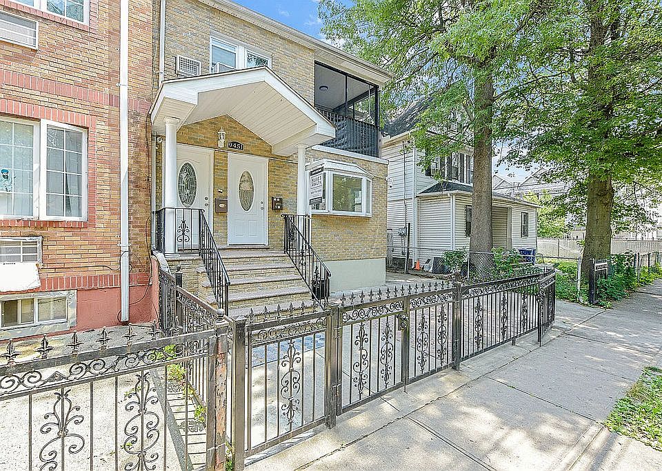 1st image of 9451 118th St