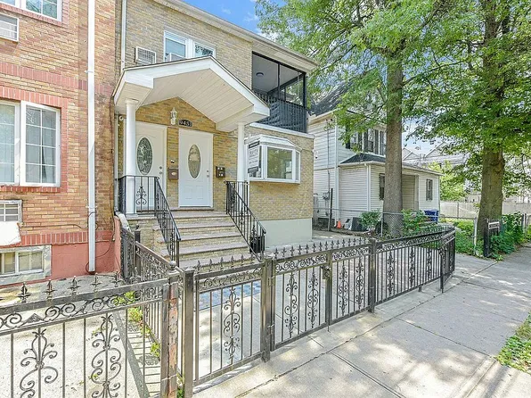 9451 118th St, South Richmond Hill, NY 11419