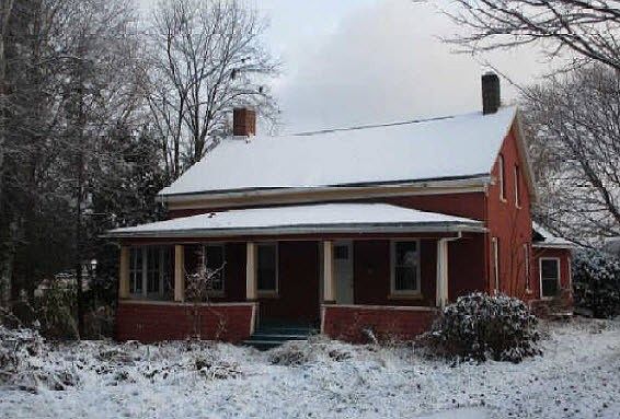 1st image of 89 River St
