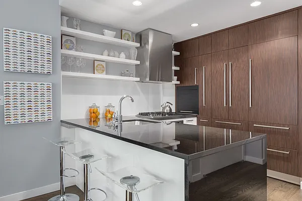 Rented by Compass | media 6