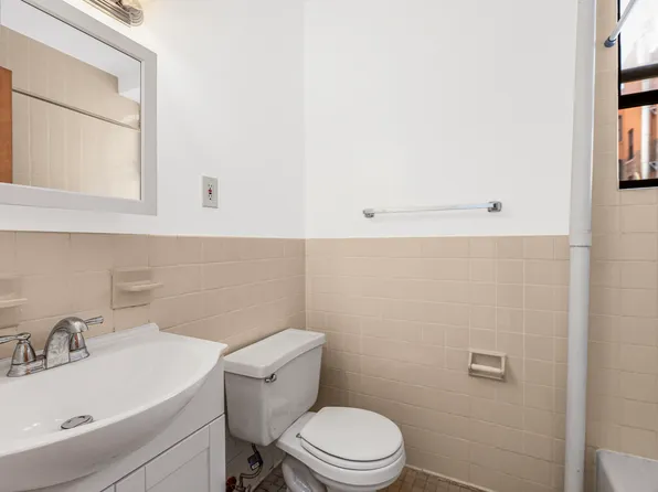 1608 Amsterdam Avenue image 21 of 29