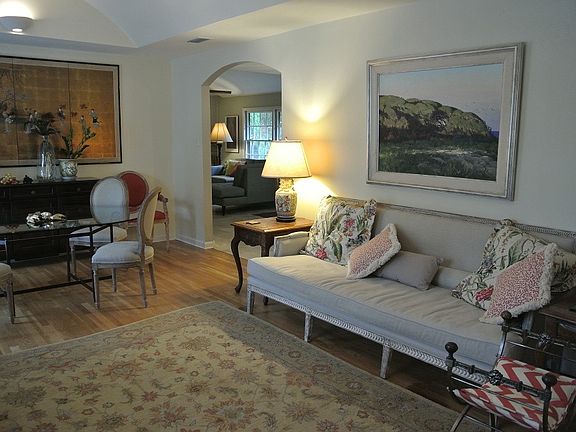 4th image of 2803 Oak Haven Dr