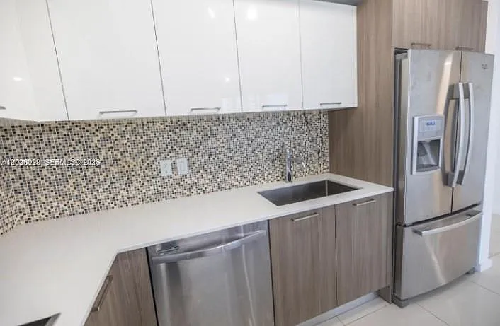 5252 NW 85th Ave #601 — Photo 9