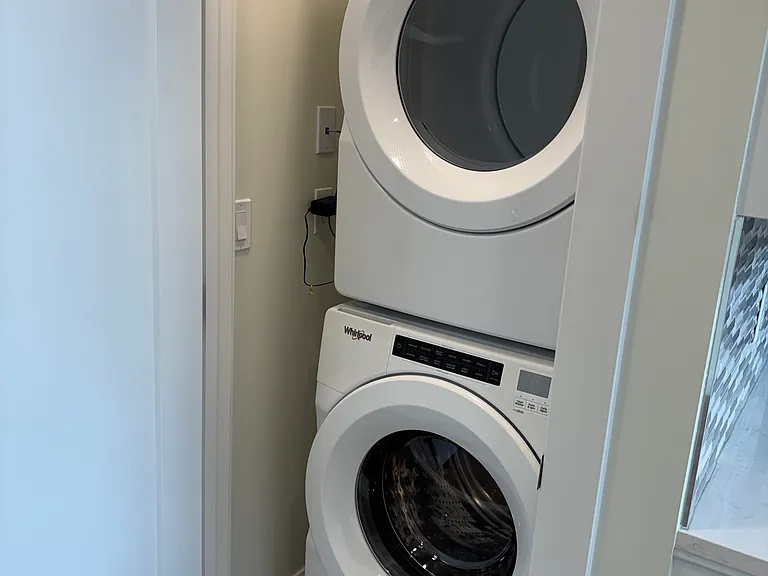 205 Jasper Pl #201 — Photo 8