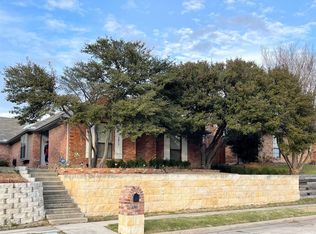 2815 Silverspring Rd, Carrollton, TX 75006