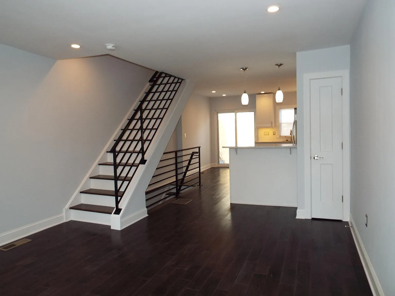2231 Wilder St photo 1