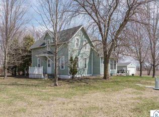 5822 500th Ave, Bricelyn, MN 56014