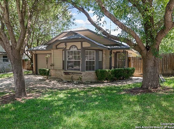 2nd image of 3734 Candlewind Ln