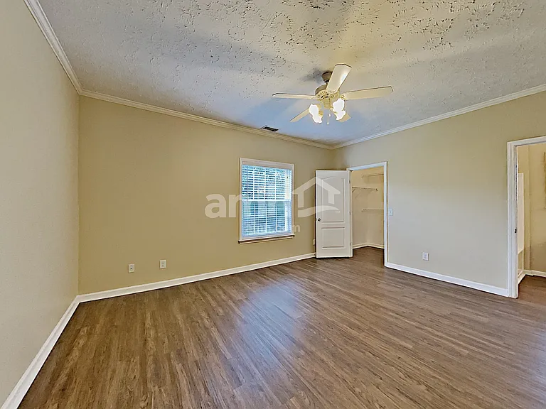 5108 Bumblebee Dr — Photo 10