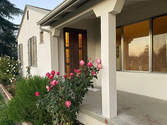 2nd image of 3532 N Marine Ave