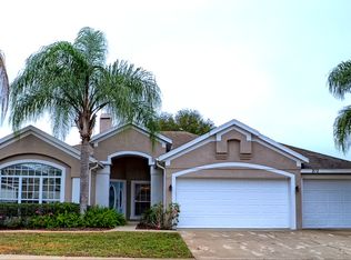 812 Winder Oaks Dr, Gotha, FL 34734