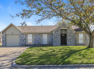 1954 Carrington Dr, Glenn Heights, TX 75154