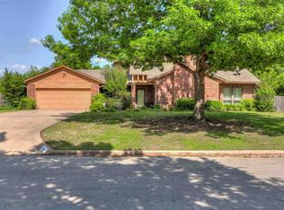 218 NW Mockingbird Rd, Lawton, OK 73507