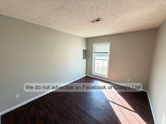 5th image of 1425-1431 Tangora Ln #1427