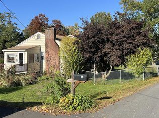 87 Old Stage Rd, Saugerties, NY 12477