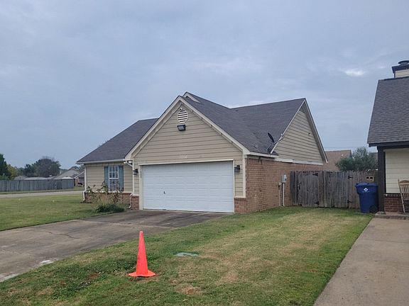 2nd image of 7056 Foxhall Dr