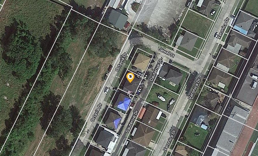 1st image of 2425-2427 Octavia Dr