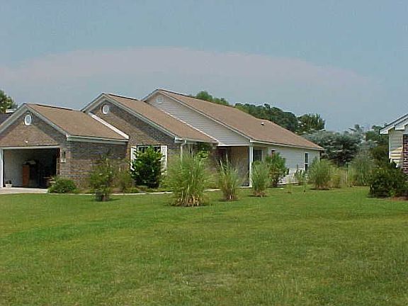 front....great yard!