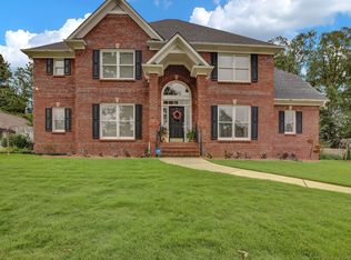 1090 Hampton Pl, Birmingham, AL 35242