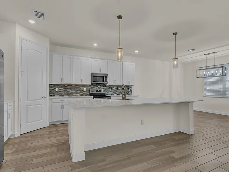5982 Sequoia Cir — Photo 6