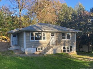 24 Inglenook Dr, New Fairfield, CT 06812