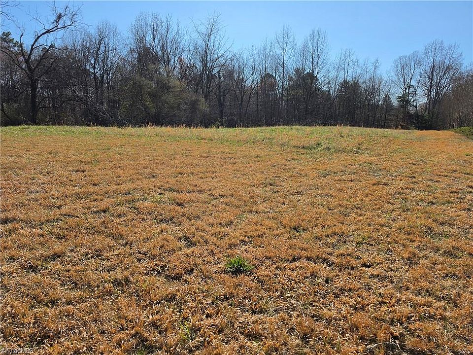 1st image of 861 Johnson Ridge Rd