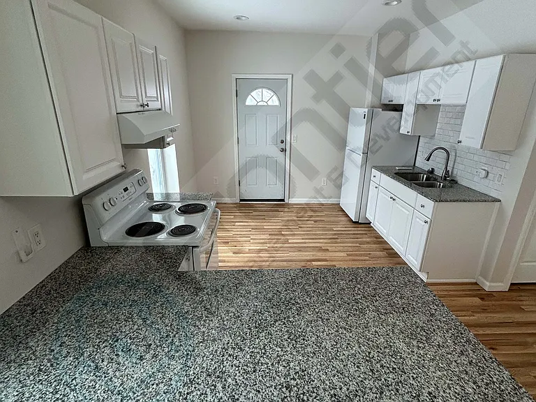 729 Monteagle St #1 — Photo 11