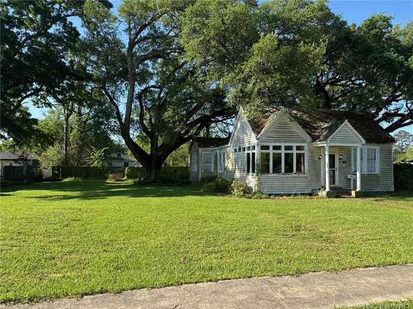 719 E Plaquemine St, Jennings, LA 70546