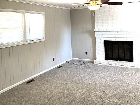 Family room with fireplace 