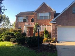 8105 Palomino Dr, Bridgeville, PA 15017