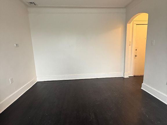 2nd image of 1000 S Orange Ave #505