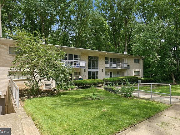3rd image of 7740 Donnybrook Ct APT 202