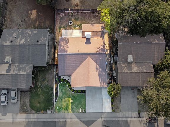 4th image of 7628 Valley Wood Dr