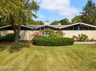 36W016 River Grange Rd, St Charles, IL 60175
