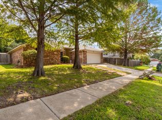 5607 Lasso Rd, Arlington, TX 76017