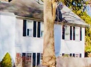 2457 Airport Rd, Clifford Township, PA 18421
