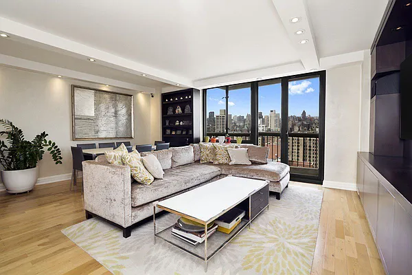 Sold by Nest Seekers International | media 20